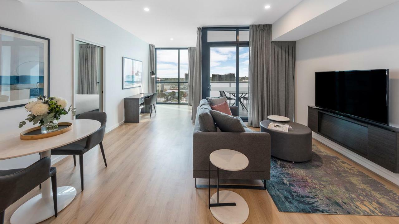 Avani Adelaide Residences Exteriör bild