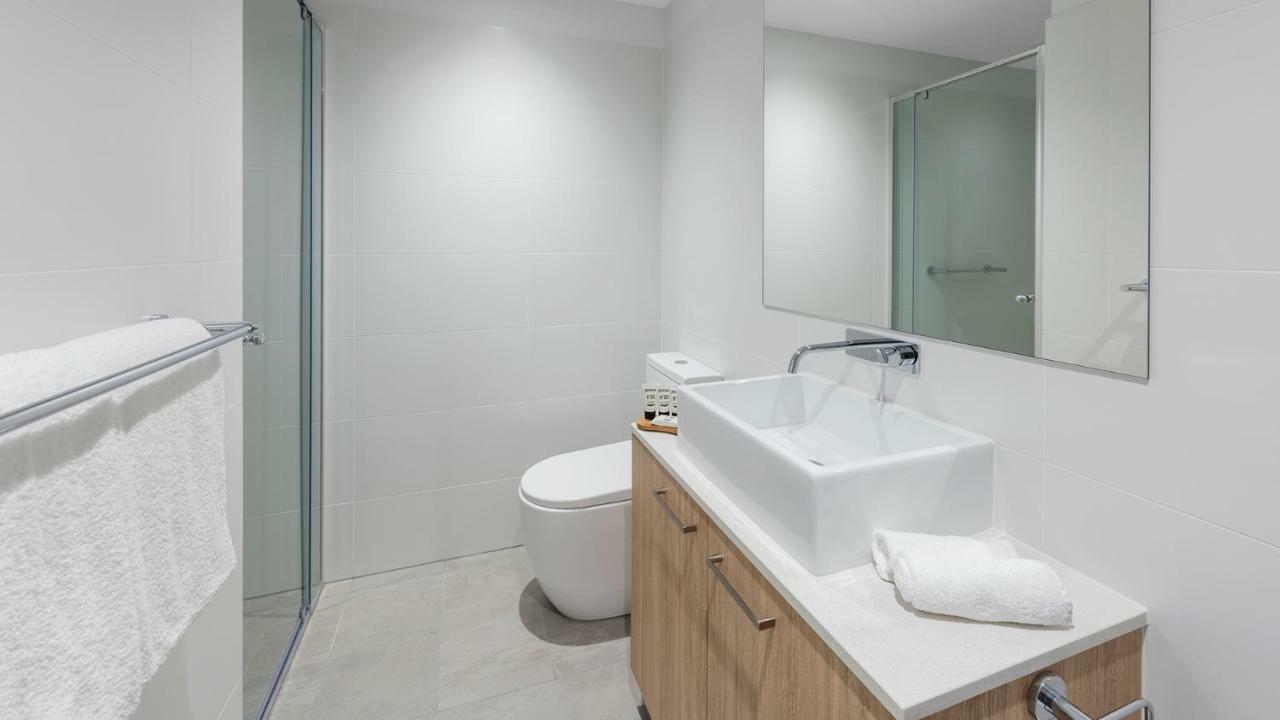 Avani Adelaide Residences Exteriör bild